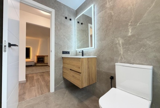 Revente - Maison de ville -
Torrevieja - Miramar - Torre Del Moro