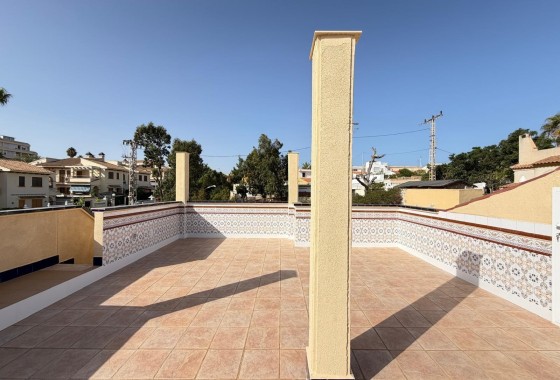 Revente - Maison de ville -
Torrevieja - Miramar - Torre Del Moro
