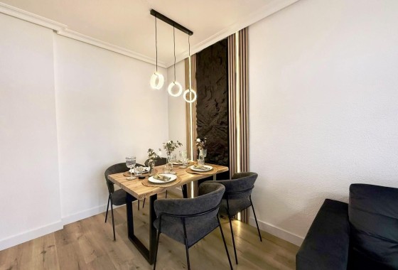 Revente - Appartement -
Torrevieja - Playa del Cura