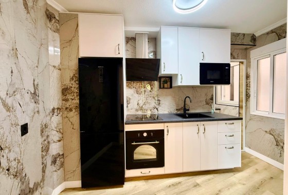 Revente - Appartement -
Torrevieja - Playa del Cura