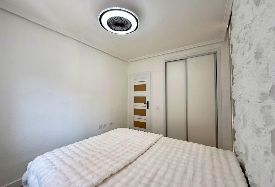 Revente - Appartement -
Torrevieja - Playa del Cura