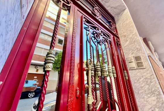 Revente - Appartement -
Torrevieja - Playa del Cura