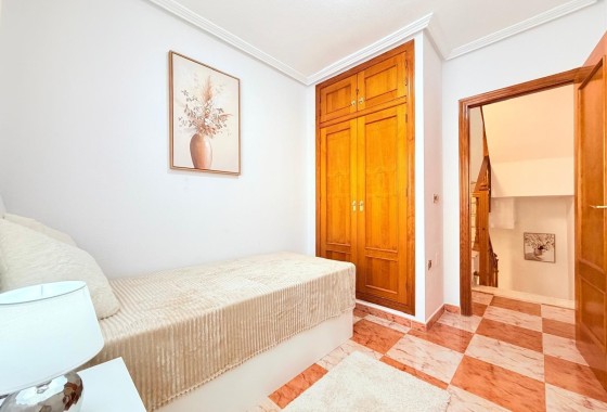 Revente - Maison de ville -
Orihuela Costa - Las Filipinas