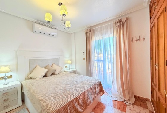 Revente - Maison de ville -
Orihuela Costa - Las Filipinas