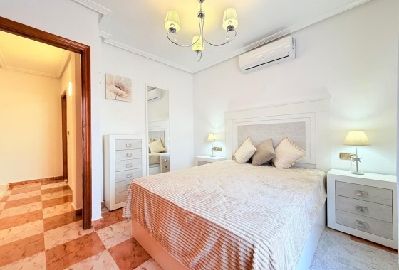 Revente - Maison de ville -
Orihuela Costa - Las Filipinas