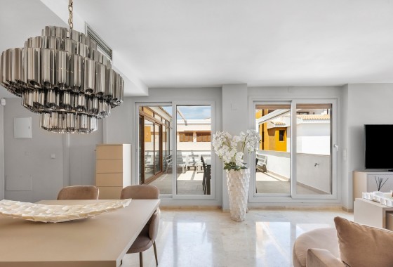 Herverkoop - Appartement / Flat -
Torrevieja - Punta Prima