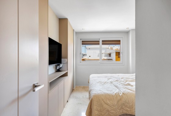 Herverkoop - Appartement / Flat -
Torrevieja - Punta Prima