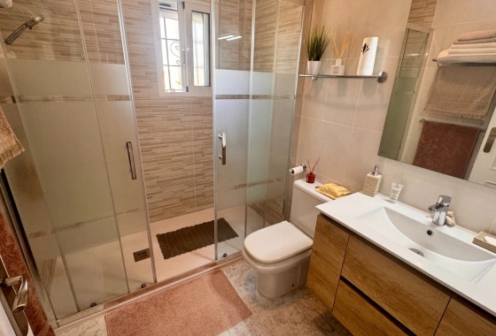 Venta - Chalet Independiente -
Bigastro