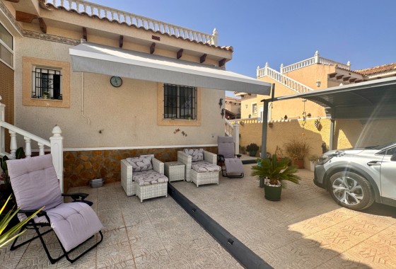 Venta - Chalet Independiente -
Bigastro