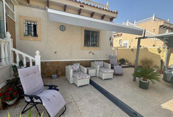 Venta - Chalet Independiente -
Bigastro