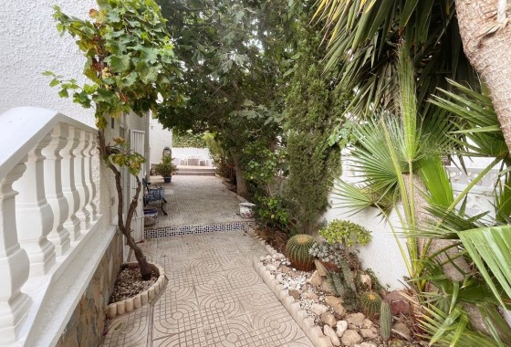 Herverkoop - Halfvrijstaande villa -
Ciudad Quesada - Rojales - Ciudad Quesada