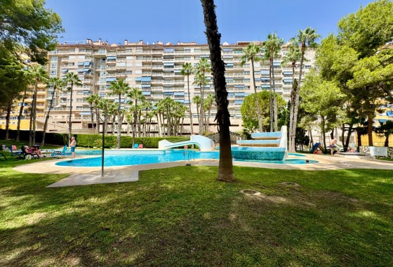 Revente - Appartement -
Orihuela Costa - Altos de Campoamor