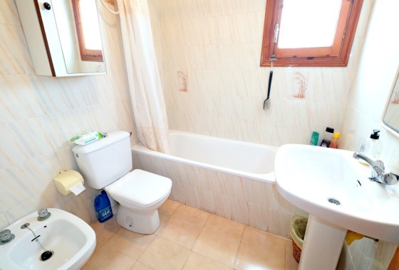Revente - Appartement -
Torrevieja - El Acequión - Los Náufragos