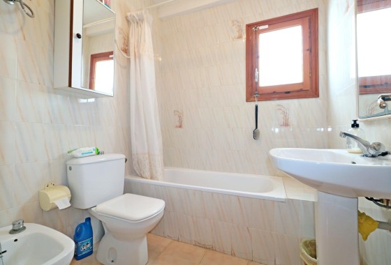 Revente - Appartement -
Torrevieja - El Acequión - Los Náufragos