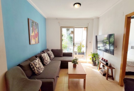 Revente - Appartement -
Torrevieja