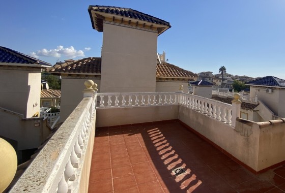 Wiederverkauf - Freistehende Villa -
La Zenia