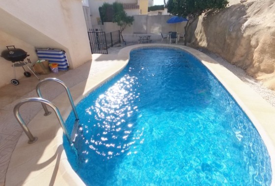 Wiederverkauf - Freistehende Villa -
La Zenia