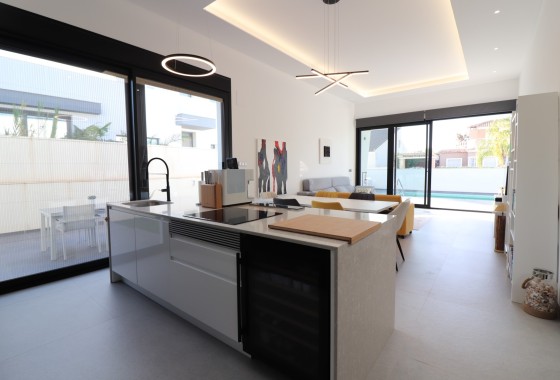 Herverkoop - Vrijstaande villa -
Formentera del Segura - Fincas de La Vega