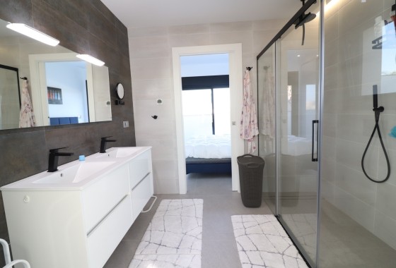 Herverkoop - Vrijstaande villa -
Formentera del Segura - Fincas de La Vega