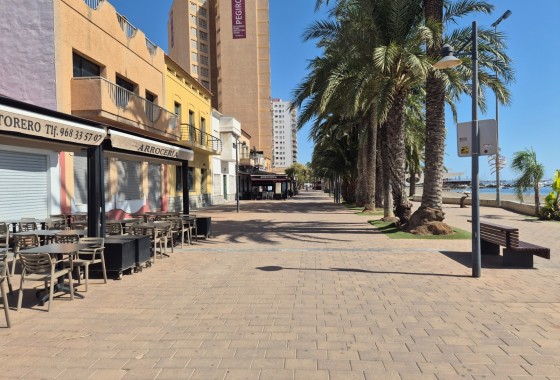 Herverkoop - Rijhuis -
San Javier - Santiago de la Ribera