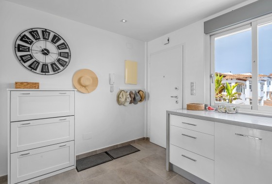 Herverkoop - Appartement / Flat -
Orihuela Costa - Punta Prima