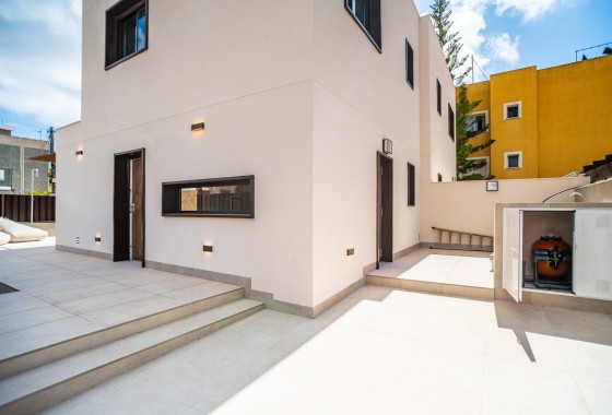 Herverkoop - Vrijstaande Villa -
San Javier - Santiago de la Ribera