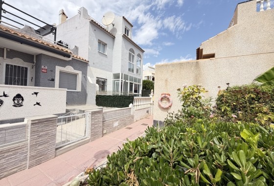 Venta - Apartamento / Piso -
La Florida