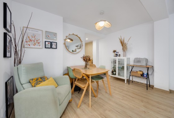Revente - Appartement -
Torrevieja - Playa de los Naufragos