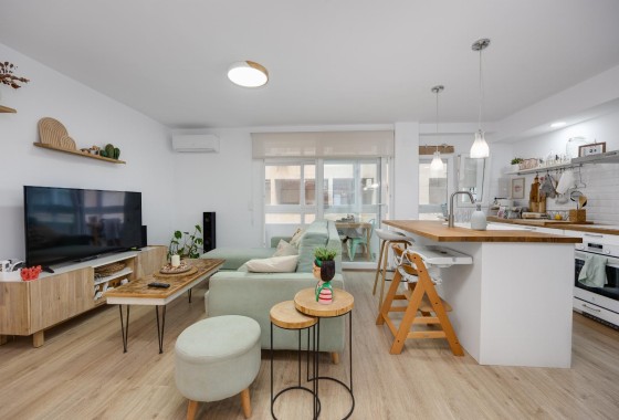 Revente - Appartement -
Torrevieja - Playa de los Naufragos