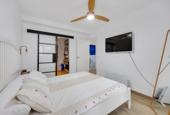 Revente - Appartement -
Torrevieja - Playa de los Naufragos