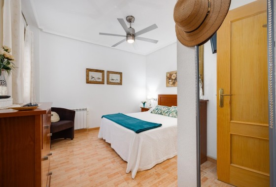 Herverkoop - Appartement / Flat -
Torrevieja - Acequion