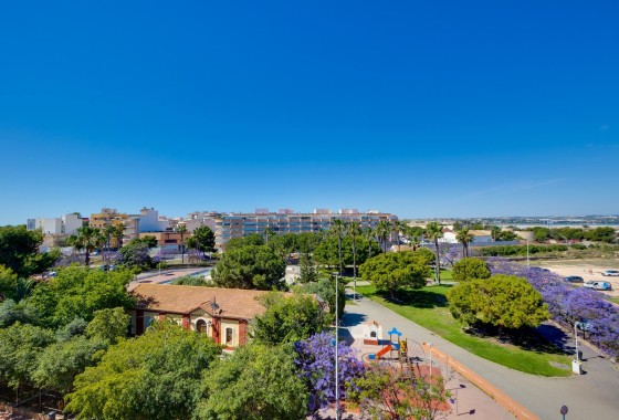 Herverkoop - Appartement / Flat -
Torrevieja - Acequion