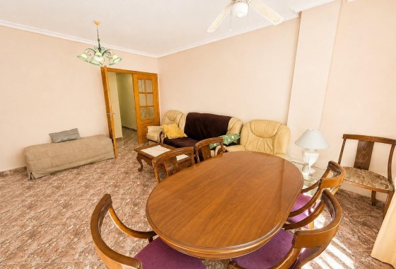Wiederverkauf - Wohnung / Apartment -
Torrevieja - Playa del Cura