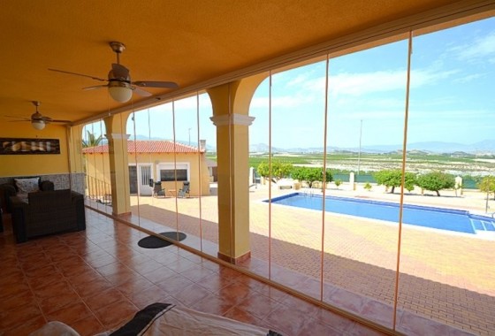 Wiederverkauf - Freistehende Villa -
Campos del Rio