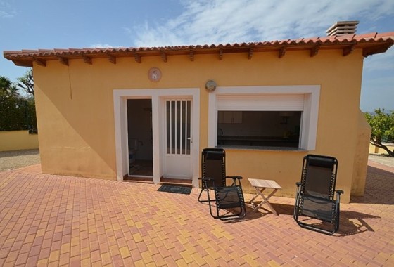 Wiederverkauf - Freistehende Villa -
Campos del Rio