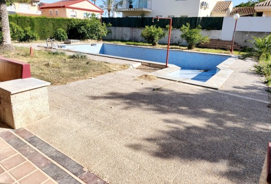 Herverkoop - Vrijstaande Villa -
Santiago de La Ribera - Santiago de la Ribera