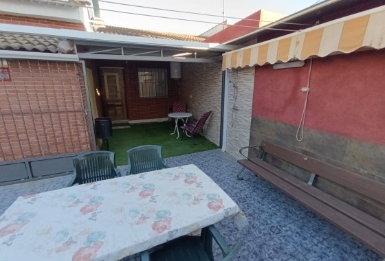 Herverkoop - Halfvrijstaande villa -
San Pedro del Pinatar - Los Cuarteros