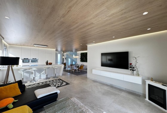 Herverkoop - Vrijstaande Villa -
Orihuela Costa - Campoamor