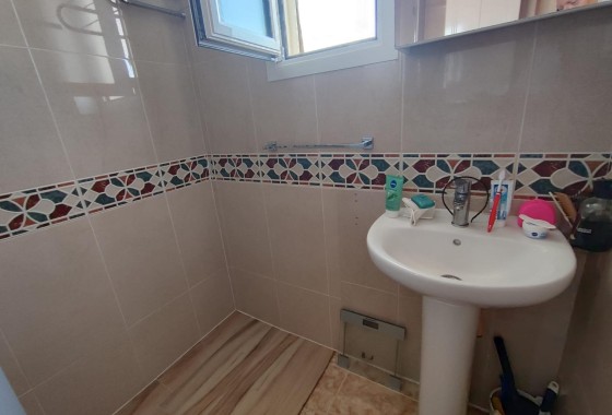 Herverkoop - Appartement / Flat -
Torrevieja - Paseo Maritimo