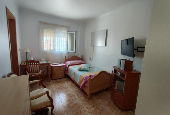 Herverkoop - Appartement / Flat -
Torrevieja - Paseo Maritimo