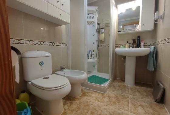 Herverkoop - Appartement / Flat -
Torrevieja - Paseo Maritimo