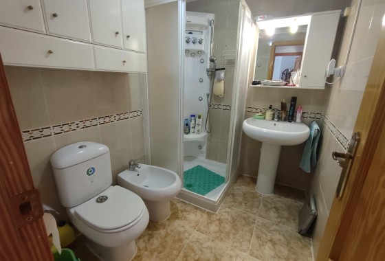 Herverkoop - Appartement / Flat -
Torrevieja - Paseo Maritimo