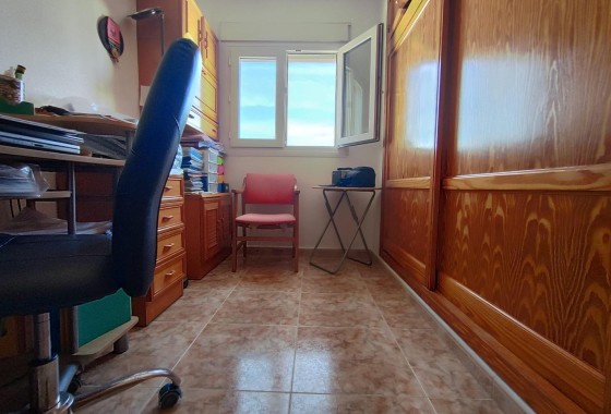 Herverkoop - Appartement / Flat -
Torrevieja - Paseo Maritimo