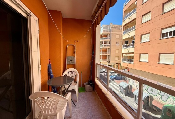 Herverkoop - Appartement / Flat -
Torrevieja - Curva del Palangre