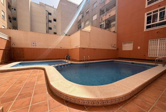 Herverkoop - Appartement / Flat -
Torrevieja - Curva del Palangre