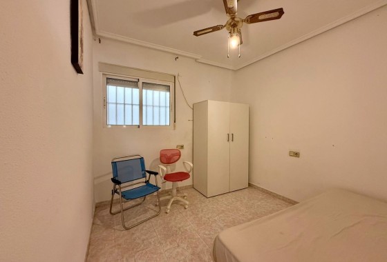 Herverkoop - Appartement / Flat -
Torrevieja - Curva del Palangre