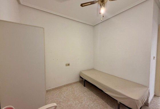 Herverkoop - Appartement / Flat -
Torrevieja - Curva del Palangre