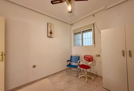Herverkoop - Appartement / Flat -
Torrevieja - Curva del Palangre