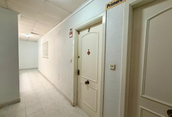 Herverkoop - Appartement / Flat -
Torrevieja - Curva del Palangre