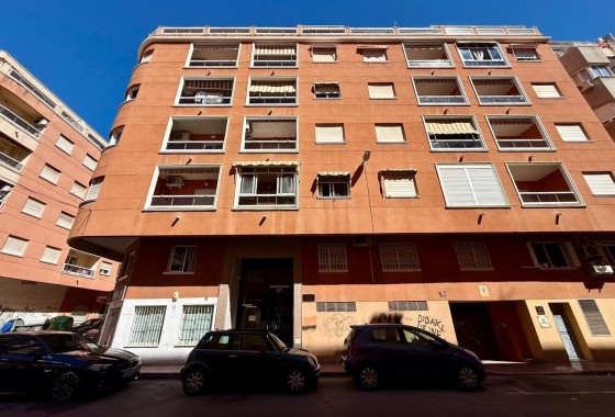 Herverkoop - Appartement / Flat -
Torrevieja - Curva del Palangre